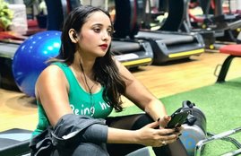 khatron ke khiladi 10, Rani Chatterjee, Bhojpuri Actress Rani Chatterjee, Rohit Shetty, khatron ke khiladi season 10, season 10 khatron ke khiladi, fitness freak, rani chatterjee, rani chatterjee gym photos, rani chatterjee hot photos, rani chatterjee in gym, rani chatterjee photos, rani chatterjee sexy photos, खतरों के खिलाड़ी 10, रानी चटर्जी, खतरों के खिलाड़ी में रानी चटर्जी, रानी खतरों के खिलाड़ी, रोहित शेट्टी,
