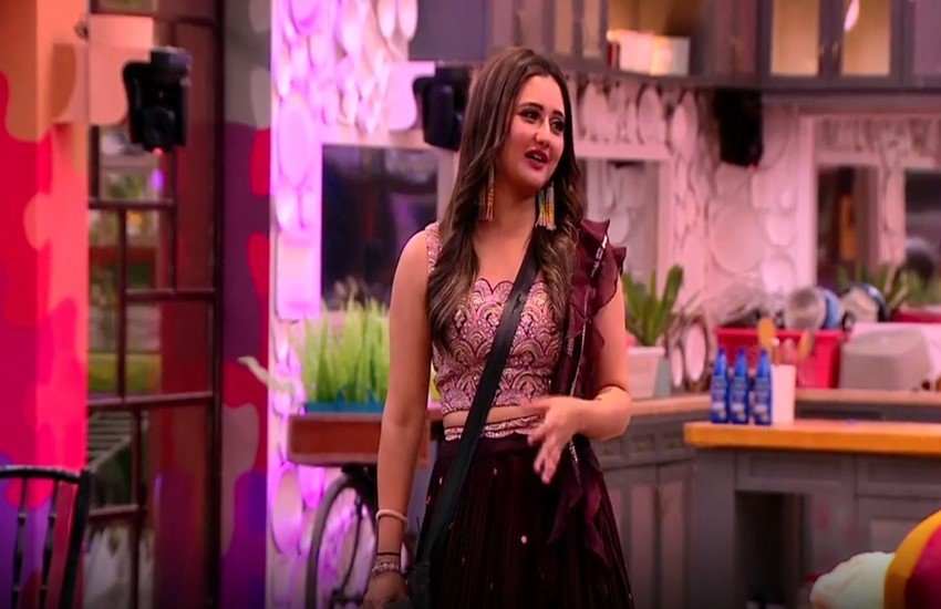 Bigg Boss 13 Weekend Ka Vaar Episode Live Update, Bigg Boss, Rahsami desai, rashami desai sinner of the house, rashami desai news, rashami desai BB13, Bigg Boss 13, Salman Khan, Salman Khan on Bigg Boss 13, sidharth shukla shehnaaz gill, Ayushman khurrana, shubh mangal zyada saavdhan, Rajat Sharma on Bigg Boss 13, apki Ki Adalat, Rajat Sharma in Bigg Boss 13,