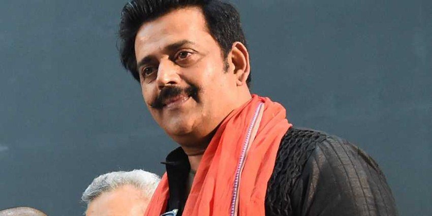 कुणाल सिंह का कहना है कि भोजपुरी फिल्मों में अपनी जगह सुपरस्टार रवि किशन को लेते देखना चाहते हैं।