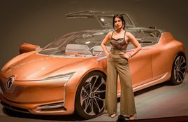 2020 Auto expo, Renault Symbioz, Renault Symbioz concept car, Renault Symbioz concept future car, Renault Symbioz car image, Renault Symbioz concept car image . Renault Symbioz car news