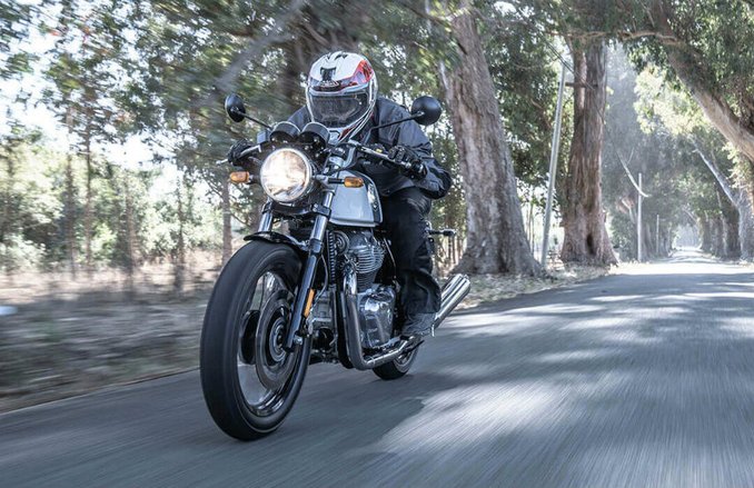 Royal Enfield के BS4 मॉडलों का स्टॉक हुआ खत्म! ऐसा करने वाली बनी देश की पहली कंपनी, पढें पूरी डिटेल