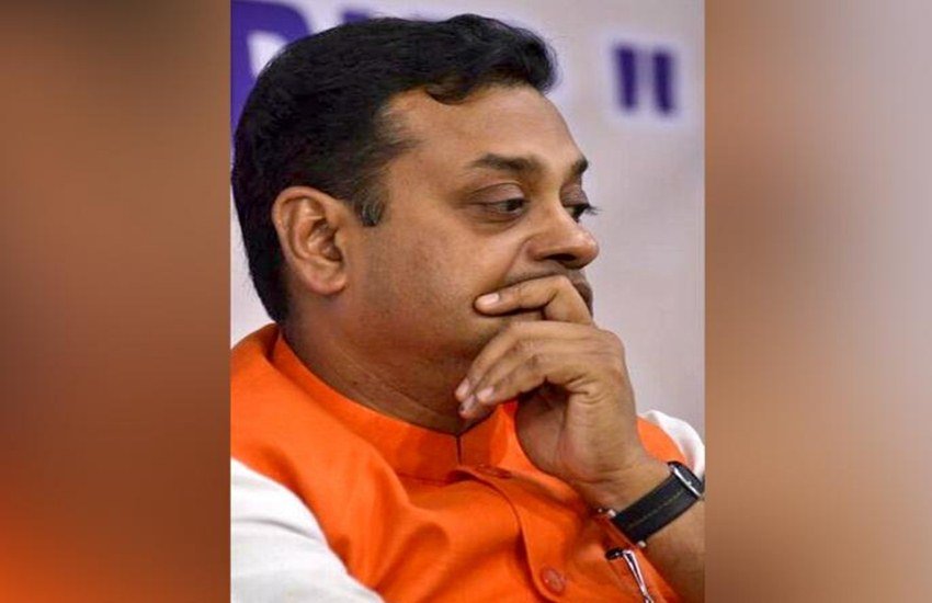 Delhi Election 2020: संबित पात्रा बीजेपी को मिलने वाली सीटों का अनुमान लगा ट्रोल हो रहे हैं।