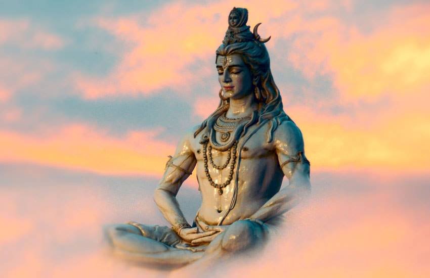 शिव के हर स्वरूप की महिमा अलग-अलग बताई गई है। शिव के हर स्वरूप की महिमा अलग-अलग बताई गई है।