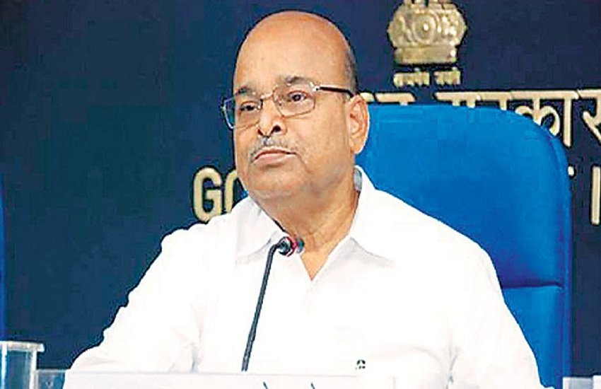 सामाजिक न्याय एवं अधिकारिता मंत्री थावर चंद गहलोत। (source: Indian express photo)