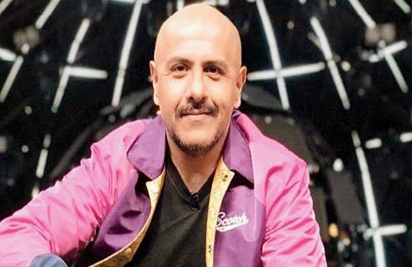 विशाल डडलानी का ये ट्वीट वायरल हो रहा है। कुछ लोग विशाल को सपोर्ट कर रहे हैं तो वहीं कुछ लोग इस ट्वीट के लिए उन्हें ट्रोल भी कर रहे हैं।