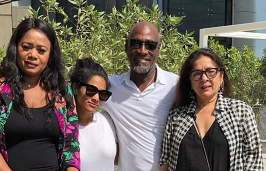 Neena Gupta, Masaba Gupta, Neena Gupta Daughter masaba Gupta, Badhai Ho Actress Neena Gupta, Neena Daughter Masaba Divorce, Fashion Designer Masaba Gupta, Masaba Gupta broke 4 years Marriage, Masaba GuptA Divorced to Husband, Shubh Mangal Zyada Savdhaan Actress Neena Gupta, entertainment news, bollywood news, television news
