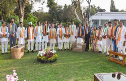 MP: 22 बागी Congress विधायक भाजपा में शामिल, ज्योतिरादित्य सिंधिया का दावा- यहां सबको मिलेगा टिकट और सम्मान