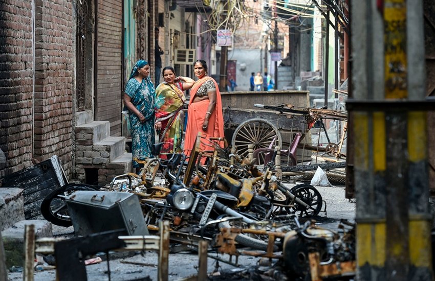 दंगों में मारे गए 40 प्रतिशत लोगों की उम्र 20 से 29 साल के बीच थी। (Photo: REUTERS)