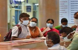 Coronavirus: क्या आपको वाकई मास्क लगाने की जरूरत है? पैनिक करने से पहले जान लें ये बातें