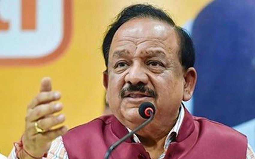 स्वास्थ मंत्री हर्षवर्धन के छोटे बेटे सचिन ने ऑस्ट्रेलिया की मोनाश यूनिवर्सिटी से फायनैंस और अकाउंटेंसी में कोर्स किया है।