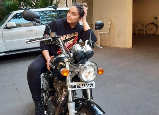 Huma Qureshi, Huma Qureshi bullet ride, Huma Qureshi bike ride, Huma Qureshi hot photos, Huma Qureshi bold pic, Huma Qureshi movie, Huma Qureshi age, Huma Qureshi brother, Huma Qureshi height, Huma Qureshi twitter, Huma Qureshi instagram, gangs of vasepur, badlapur actress, rajinikanth, kala actress, Action,Ajith Kumar,Boney Kapoor,Huma Qureshi,Kaala,News,Rajinikanth,Tamil,Valimai