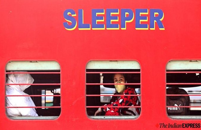 सरकार, डॉक्टर्स की अपील बेअसर? 12 COVID-19 पॉजिटिव लोगों ने किया रेल सफर, Indian Railways की अपील- न करें यात्राएं