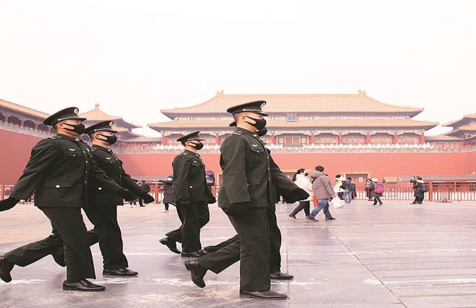 कोरोना की उत्पत्ति के केंद्र को लेकर मचा राजनीतिक रार