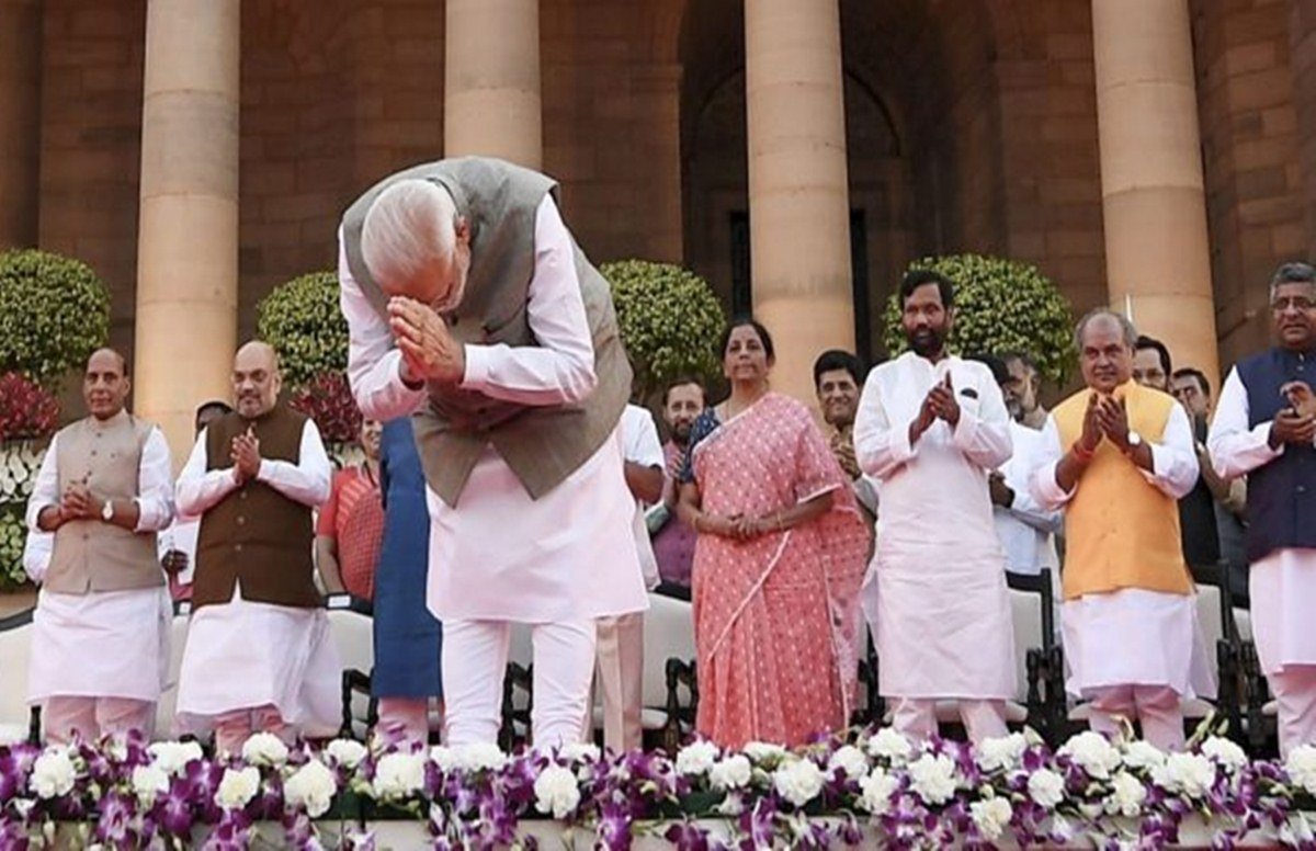 आगे जानिए पीएम मोदी की कैबिनेट के उन मंत्रियों का नाम जिनके बच्चों ने विदेश से पढ़ाई की है।