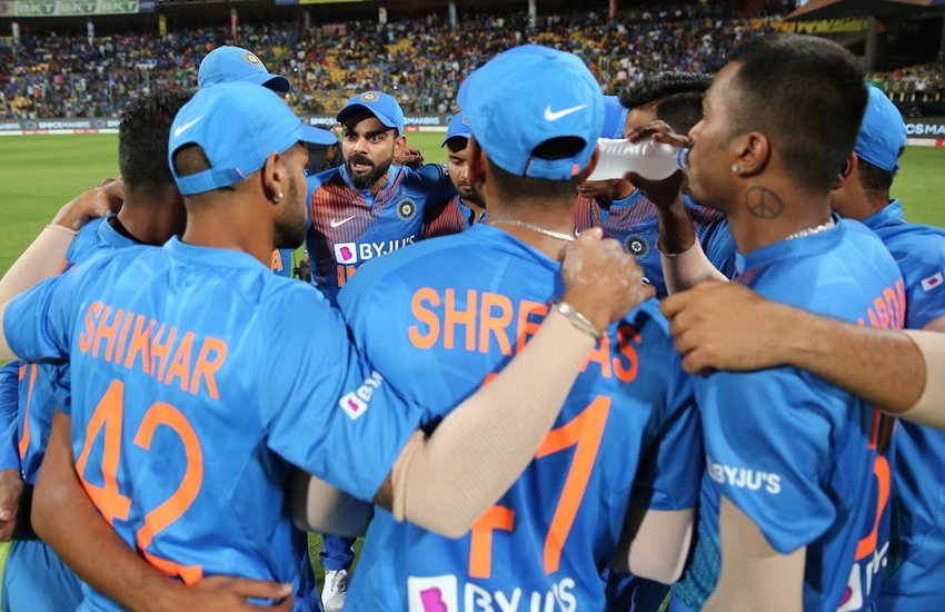 india vs South Africa: दक्षिण अफ्रीका के खिलाफ वनडे सीरीज के लिए 8 मार्च 2020 को अहमदाबाद में टीम इंडिया का ऐलान किया गया।
