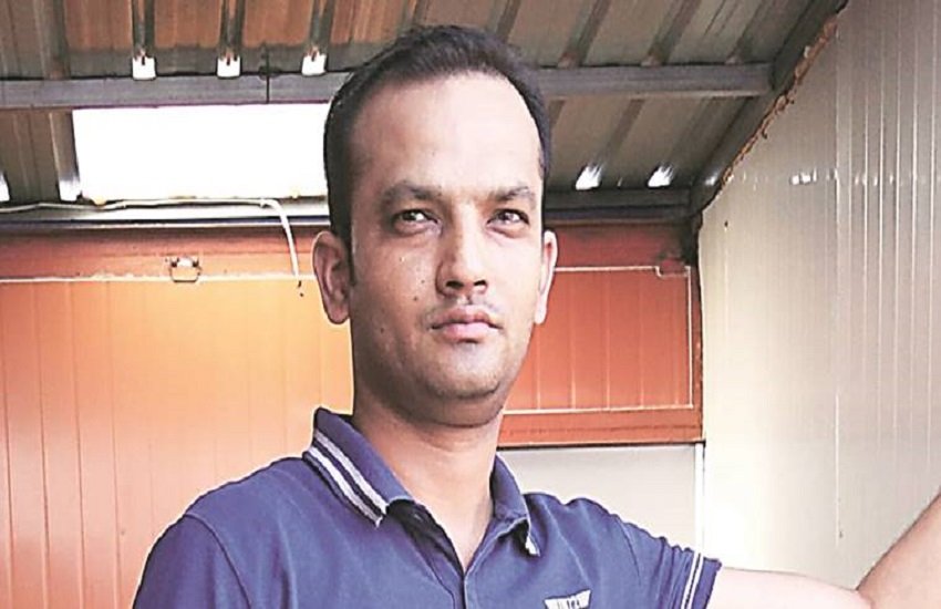 सोम दत्त इस समय अपने गाँव मतलहर में अपने परिवार के साथ हैं। (indian express photo)