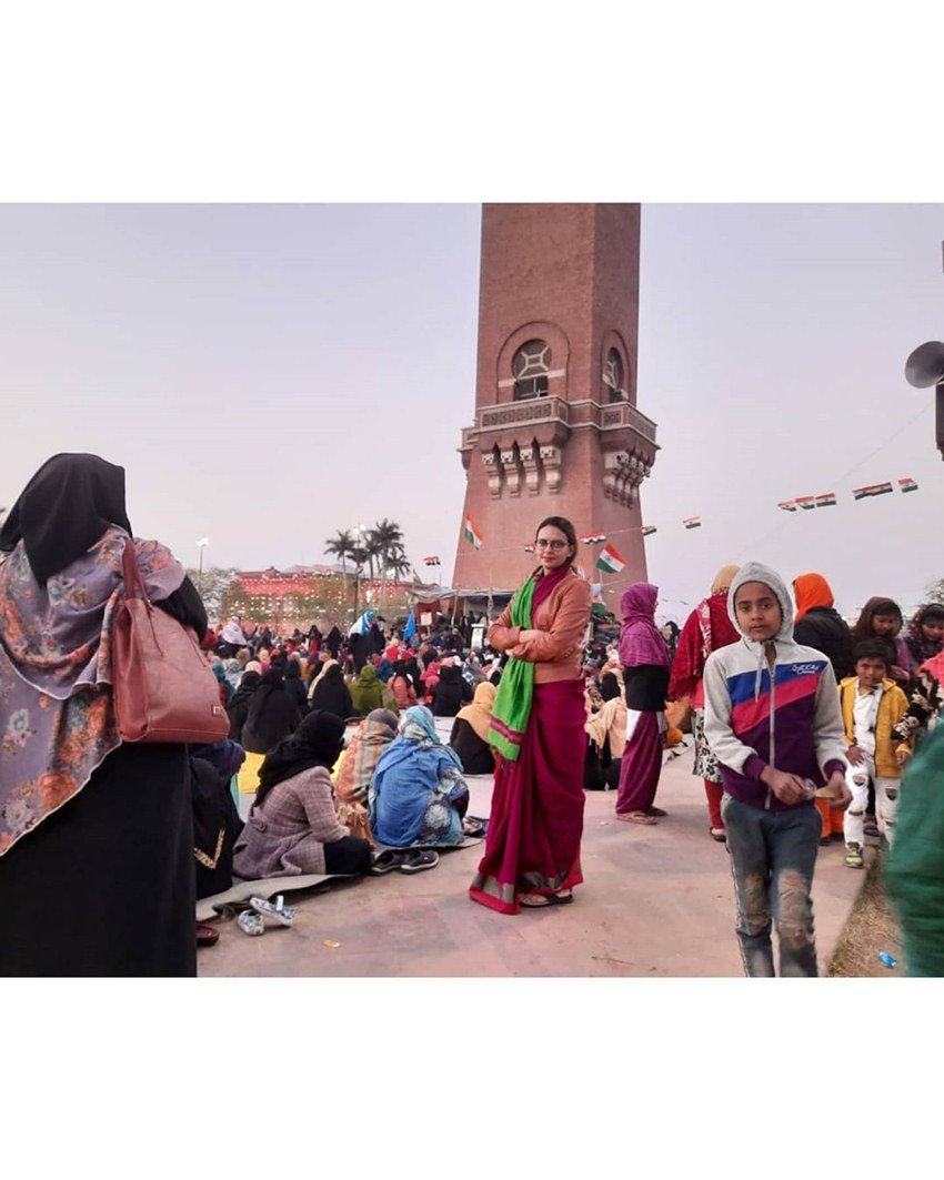 बिदिता बाग सामाजिक मुद्दों पर भी बेबाकी से अपनी राय रखती हैं।