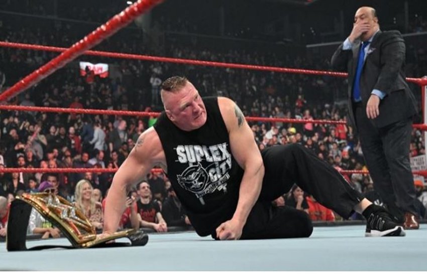 WWE Raw: ब्रॉक लेसनर को ड्रू मैकइंटायर ने रिंग में धो डाला