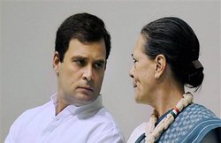 RS चुनाव: अपने दम पर 9 सीट ही जीत सकती है कांग्रेस, 5 पूर्व CM समेत दर्जनभर युवा-बुजुर्ग नेता ठोक रहे दावेदारी