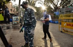 Coronavirus HIGHLIGHTS: तबलीगी जमात के 24 लोग पाए गए पॉजिटिव, निजामुद्दीन इलाके को किया गया सैनेटाइज