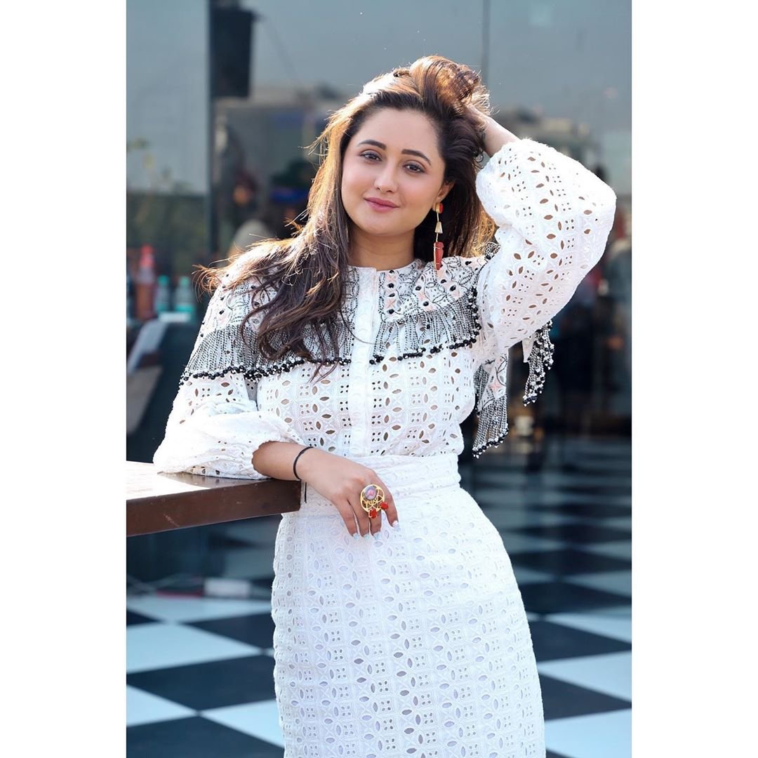 rashmi desai, rashmi desai age, rashmi desai husband, rashmi desai height, rashmi desai daughter, rashmi desai wiki, rashmi desai show, rashmi desai movie, rashmi desai hot images, rashmi desai on trolls, rashmi desai trolls, rashmi desai bigg boss, rashmi desai boy friend, rashmi desai relationshop, rashmi desai dil se dil tak, rashmi desai siddharth shukla, rashmi desai season 13 bigg boss, rashmi desai family, rashmi desai latest photos, bollywood celebs, bollywood actress