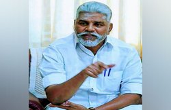 शिक्षा मंत्री का मोबाइल छीन कर भागे बदमाश, केस दर्ज