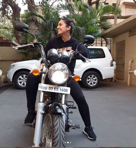 Huma Qureshi, Huma Qureshi bullet ride, Huma Qureshi bike ride, Huma Qureshi hot photos, Huma Qureshi bold pic, Huma Qureshi movie, Huma Qureshi age, Huma Qureshi brother, Huma Qureshi height, Huma Qureshi twitter, Huma Qureshi instagram, gangs of vasepur, badlapur actress, rajinikanth, kala actress, Action,Ajith Kumar,Boney Kapoor,Huma Qureshi,Kaala,News,Rajinikanth,Tamil,Valimai
