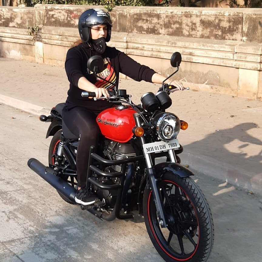 Huma Qureshi, Huma Qureshi bullet ride, Huma Qureshi bike ride, Huma Qureshi hot photos, Huma Qureshi bold pic, Huma Qureshi movie, Huma Qureshi age, Huma Qureshi brother, Huma Qureshi height, Huma Qureshi twitter, Huma Qureshi instagram, gangs of vasepur, badlapur actress, rajinikanth, kala actress, Action,Ajith Kumar,Boney Kapoor,Huma Qureshi,Kaala,News,Rajinikanth,Tamil,Valimai
