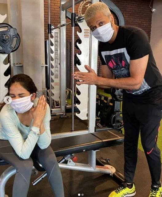 riteish deshmukh, riteish deshmukh- Genelia D'Souza, coronavirus, coronavirus latest news, coronavirus news, coronavirus news update, coronavirus prevention, coronavirus infection, coronavirus in india, coronavirus in india news, coronavirus death toll, coronavirus death toll news, coronavirus death toll in india, coronavirus death toll in india, coronavirus in india latest news, riteish deshmukh wife, riteish deshmukh age, riteish deshmukh movie, riteish deshmukh troll, riteish deshmukh song, riteish deshmukh upcoming movie