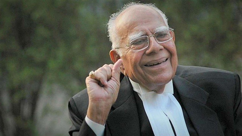Ram Jethmalani: राम जेठमलानी देश के सबसे बड़े क्रिमिनल लॉयर माने जाते थे। कहा जाता है कि एक बार दाऊद इब्राहिम ने भी उनसे अपना केस लड़ने की मांग की थी। उनकी गिनती देश के सबसे महंगे वकीलों में होती थी। वह देश के कानून मंत्री भी रह चुके हैं।