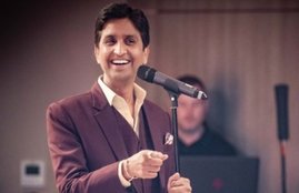 Kumar Vishvas, Kumar Vishwas, rajeev shukla , kumar vishvas twitter, rajeev shukla congress, Kumar Vishwas Poem, Kumar Vishwas Poetry, कुमार विश्वास, लातूर, महाराष्ट्र, लातूर में कुमार विश्वाल का कविता पाठ,