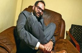 Kunal Kamra, Comedian Kunal Kamra, Rahul gandhi, kunal kamra picture with Rahul gandhi, Kunal Kamra Twitter Reaction, कुणाल कामरा, कॉमेडियन कुणाल कामरा, congress former chief rahul gandhi,कांग्रेस के पूर्व अध्यक्ष राहुल गांधी