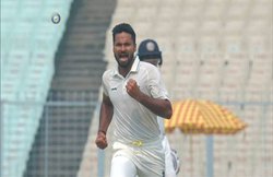 Ranji trophy: टैक्सी ड्राइवर के बेटे ने बंगाल को फाइनल में पहुंचाया, टूर्नामेंट से पहले हुआ था पिता का निधन