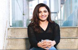 हम छुट्टी मनाने गए थे, अचानक कोरोना के मरीज बढ़ने लगे, इतना डर गए कि…’, Quarantine से निकलीं सिंगर ने सुनाई आपबीती