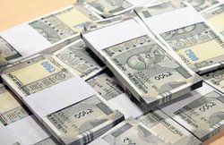 Coronavirus: कोरोना संकट के बीच 3.5 करोड़ मजदूरों को वित्तीय सहायता, मोदी सरकार का एलान, सीधे खाते में पहुंचेगा पैसा