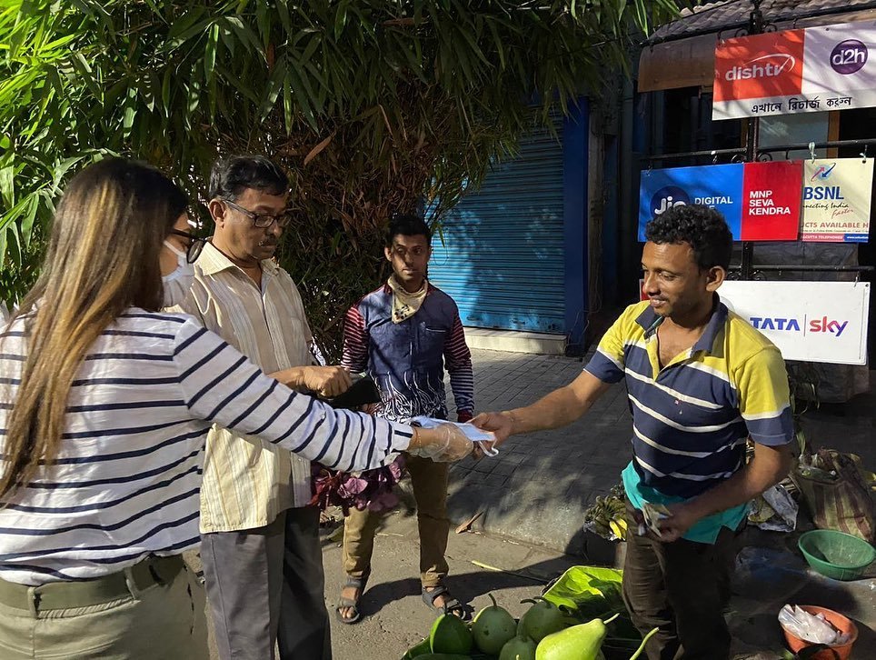 TMC MP and actress Nusrat Jahan Trolled over making chicken at home, nusrat jahan trolled, actress nusrat jahan, nusrat jahan post, coronavirus, nusrat jahan hand wash, nusrat jahan wasting water, nusrat troll, नुसरत जहां ट्रोल, TMC MP NUSRAT JAHAN, Coronavirus Outbreak, Nizamuddin congregation, COVID-19 case, COVID-19 death case, markaz, nizmuddin delhi, Telangana, latest news on coronavirus outbreak, Nizamuddin coronavirus cases, Nizamuddin mosque, Delhi Nizamuddin coronavirus, coronavirus india cases, coronavirus india hotspots, covid-19, coronavirus, coronavirus update, coronavirus latest news, coronavirus news