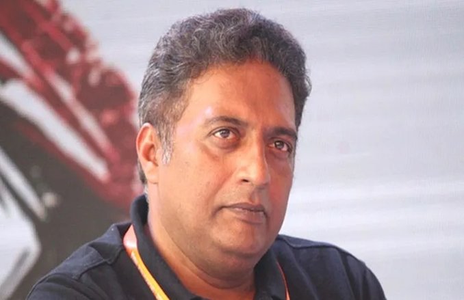 केरल सीएम के वित्ती पैकेज के बहाने पीएम नरेंद्र मोदी के ‘जनता कर्फ्यू’ पर प्रकाश राज का ट्वीट- ‘जरा इसके बारे में सोचिए…’