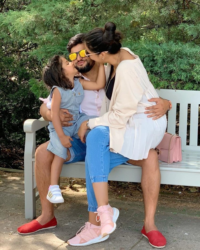 इससे पहले उनकी एक बेटी थीं जिनका नाम ग्रेसिया है। ग्रेसिया की उम्र 4 साल है।