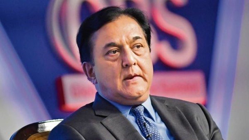 Yes Bank की स्थिति ऐसी होने को लेकर बैंक के पूर्व चेयरमैन राणा कपूर सोशल मीडिया में ट्रोल हो रहे हैं।