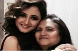Rashami Desai, Rashami desai talks about her family, Bigg Boss 13 contestant, Bigg Boss 13 Rashami desai, rashami desai relation with arhaan, arhaan rashami, मां से रिलेशनशिप पर बोलीं रश्मि देसाई,