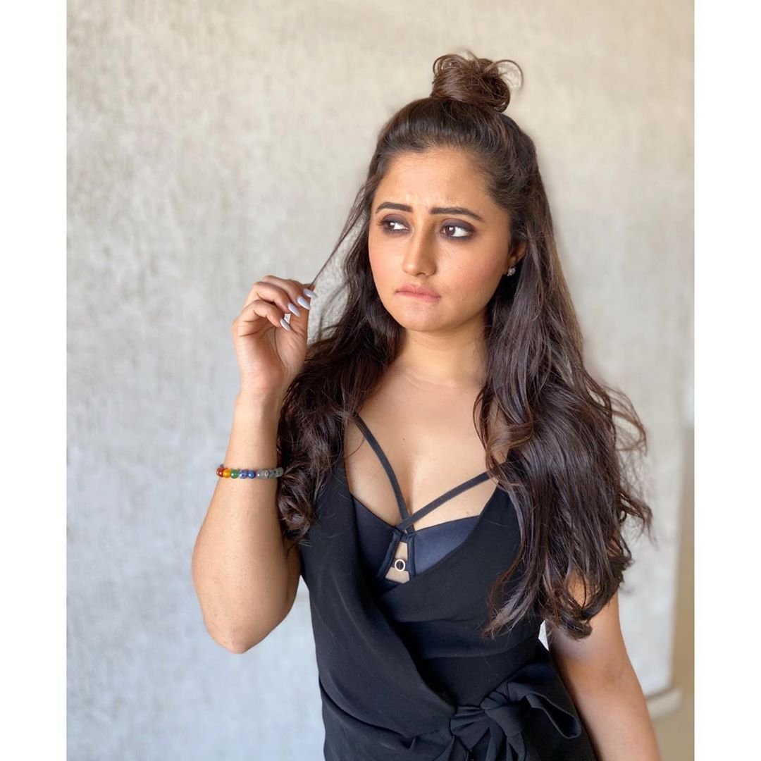rashmi desai, rashmi desai age, rashmi desai husband, rashmi desai height, rashmi desai daughter, rashmi desai wiki, rashmi desai show, rashmi desai movie, rashmi desai hot images, rashmi desai on trolls, rashmi desai trolls, rashmi desai bigg boss, rashmi desai boy friend, rashmi desai relationshop, rashmi desai dil se dil tak, rashmi desai siddharth shukla, rashmi desai season 13 bigg boss, rashmi desai family, rashmi desai latest photos, bollywood celebs, bollywood actress