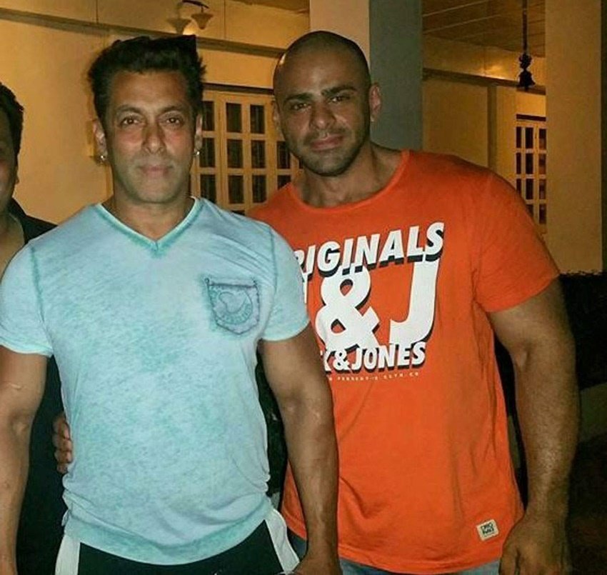 अबदुल्ला खान ने 38 साल की उम्र में ही इस दुनिया को अलविदा कह दिया।