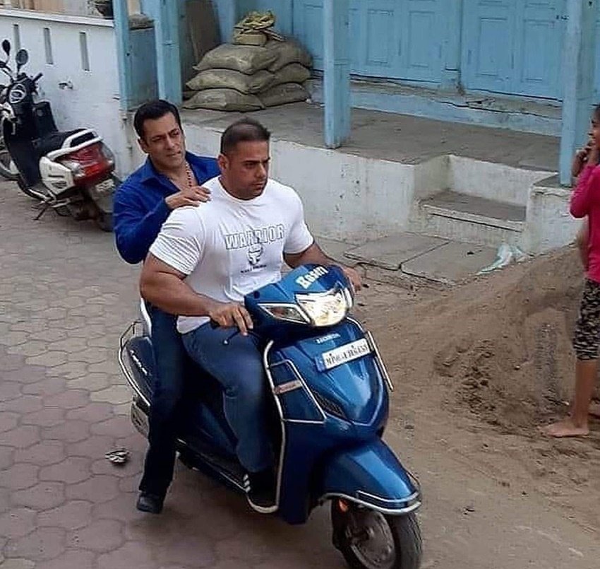 अपने भतीजे अबदुल्ला के साथ सलमान खान काफी अच्छी बॉन्डिंग शेयर किया करते थे।