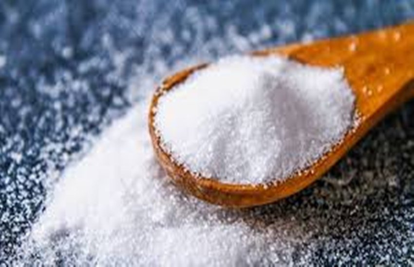 Coronavirus, Coronavirus outbreak, Coronavirus india, Coronavirus patients in india, Coronavirus and immunity, excessive salt, how salt is dangerous for immunity, salt, bp symptoms, high bp cause, Health Tips in Hindi, Benefits of eating less salt, Reasons to reduce salt in your diet, Reasons to reduce salt in your diet in Hindi, WHO, Low Salt for Immunity, Low Salt for Blood pressure Patients, Low Salt for Kidney Patients, Low Salt for Heart Patients, Low Salt for Cancer Patients