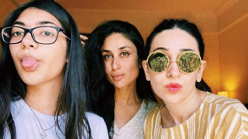 तलाक के बाद बच्चे करिश्मा के साथ ही रहते हैं।