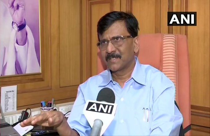 शिवसेना सांसद बोले-कांग्रेस के लोग कश्मीर में तिरंगा फहराएं, हम भी साथ चलेंगे