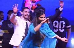 दोस्त की शादी में दुल्हा-दुल्हन संग सपना चौधरी ने लगाए जमकर ठुमके, वायरल हुआ वीडियो