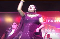 ‘गज बड़ पानी नै चाली’ पर सपना चौधरी ने किया ऐसा धमाकेदार डांस, VIDEO ने तोड़ डाले रिकॉर्ड