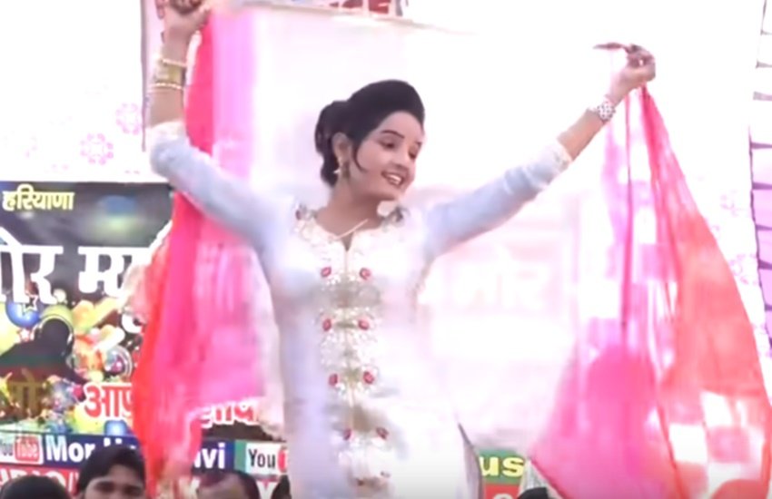 Sapna Choudhary, sapna dance, sunita baby stage dance, sunita baby dance, Sunita Baby, Haryanvi Stage Dance Video, haryanvi dj danc, हरियाणवी स्टेज डांस, सुनीता बेबी का डांस, सपना चौधरी, सपना,
