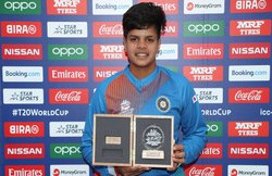 VIDEO: महिला T20 वर्ल्ड कप फाइनल खेलने वालीं शेफाली वर्मा बन चुकी हैं मैन ऑफ द सीरीज